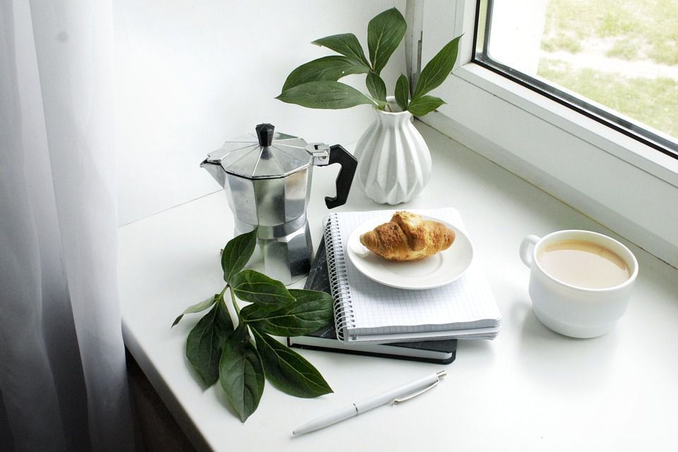 Pagi yang Hangat dengan Sentuhan Kecil Pribadi Pagi yang Hangat dengan Sentuhan Kecil Pribadi